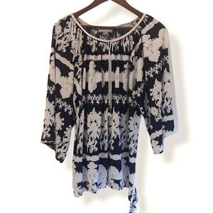 Queenspark Dark Navy & White Flowy Blouse Size L